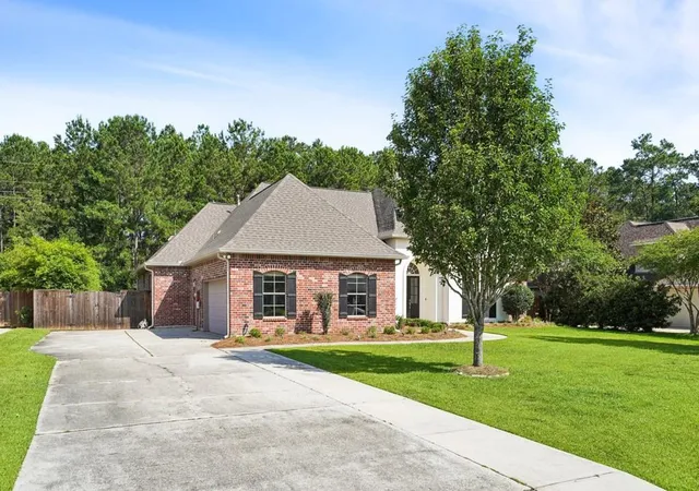2nd image of 1082 Whitetail Dr, Mandeville, LA 70448 | MLS# 2561642