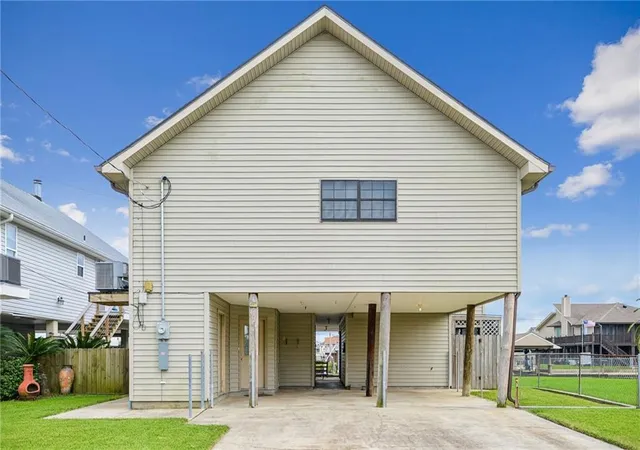 Photo 1 of Single family home for sale at 4917 Lisa Ann Dr, Barataria, LA 70036 | MLS# 2561296 | Listing updated on 2026-08-12