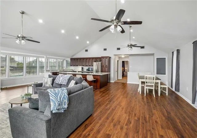 Photo 4 of Single family home for sale at 4917 Lisa Ann Dr, Barataria, LA 70036 | MLS# 2561296 | Listing updated on 2026-08-12
