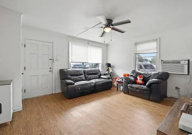 Photo 1 of House for sale at 554-556 Carrollton Ave, Metairie, LA 70005 | MLS# 2561711 | Listing updated on 2026-08-09