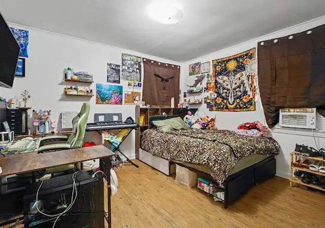 Photo 4 of House for sale at 554-556 Carrollton Ave, Metairie, LA 70005 | MLS# 2561711 | Listing updated on 2026-08-09