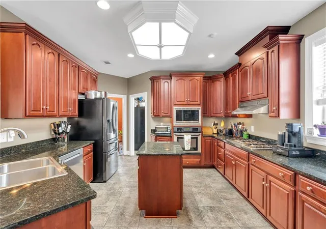 Photo 3 of Sale Pending at 5138 Orleans Way, Marrero, LA 70072 | MLS# 2559919 | Listing updated on 2026-08-24