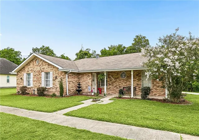 2nd image of 3212 Meraux Ln, Violet, LA 70092 | MLS# 2562241