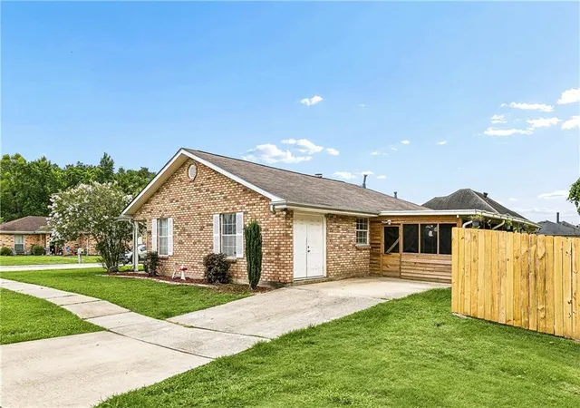 4th image of 3212 Meraux Ln, Violet, LA 70092 | MLS# 2562241