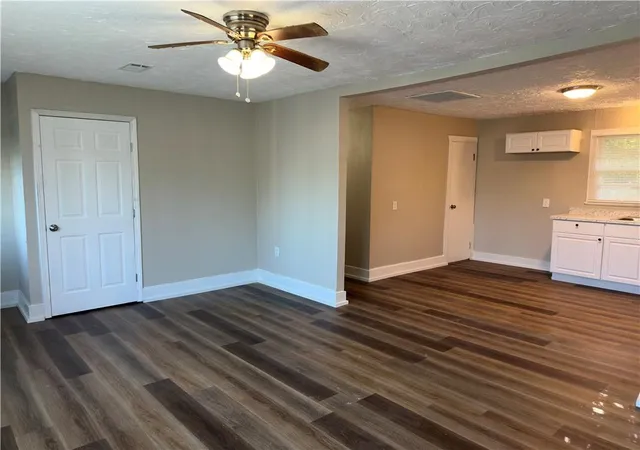 Photo 3 of Single family home for sale at 600 Kinler St, Luling, LA 70070 | MLS# 2562268 | Listing updated on 2026-08-19