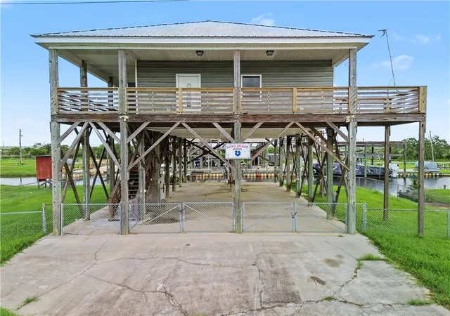 2nd image of 10100 W Park Rd, Bay St Louis, MS 39520 | MLS# 2562783
