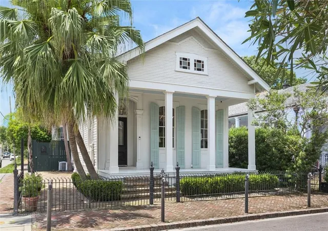 Photo 2 of Sale Pending at 1200 Harmony St, New Orleans, LA 70115 | MLS# 2562564 | Listing updated on 2026-08-06