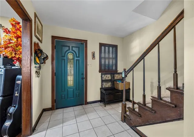Photo 3 of Single family home for sale at 801 Ginette Dr, Gretna, LA 70056 | MLS# 2562887 | Listing updated on 2026-08-22