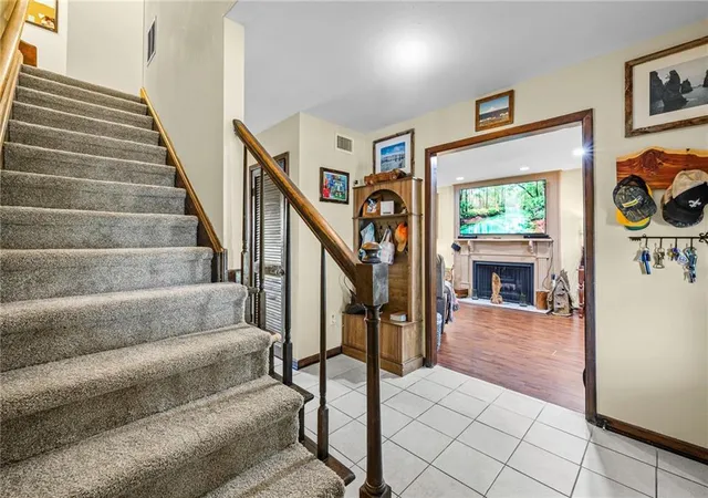 Photo 4 of Single family home for sale at 801 Ginette Dr, Gretna, LA 70056 | MLS# 2562887 | Listing updated on 2026-08-22