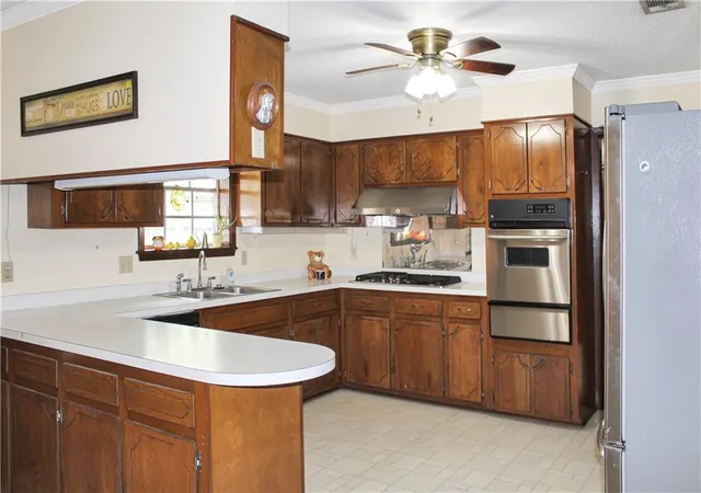Photo 3 of Single family home for sale at 115 Shirleen Dr, Ponchatoula, LA 70454 | MLS# 2562789 | Listing updated on 2026-08-19