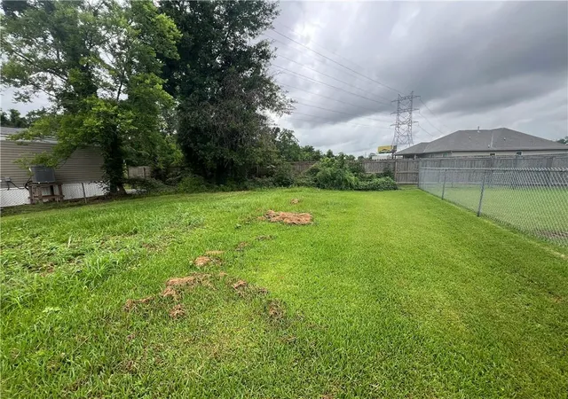 Photo 3 of Land for sale at 1700 Mansfield Ave, Marrero, LA 70072 | MLS# 2563114 | Listing updated on 2026-08-06