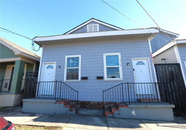 Photo 1 of Multi family home for sale at 2508 S 12 Prieur St, New Orleans, LA 70125 | MLS# 2563356 | Listing updated on 2026-08-24