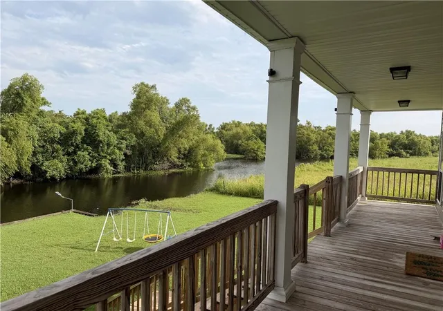 Photo 38 of Single family home for sale at 101 Tahiti Trl, Vacherie, LA 70090 | MLS# 2563030 | Listing updated on 2026-08-20
