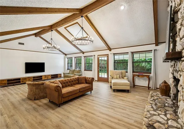 Photo 3 of Single family home for sale at 402 Ormond Dr, Pearl River, LA 70452 | MLS# 2562745 | Listing updated on 2026-08-12