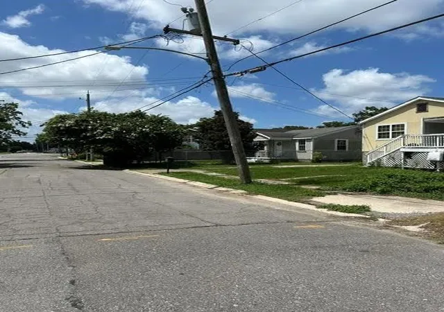Photo 3 of Land for sale at 5720 Wildair Dr, New Orleans, LA 70122 | MLS# 2563690 | Listing updated on 2026-08-11