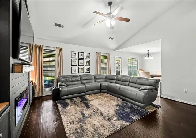 Photo 2 of Single family home for sale at 341 Hvn Way, Lacombe, LA 70445 | MLS# 2562960 | Listing updated on 2026-08-22