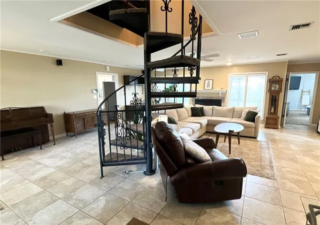 2nd image of 201 Aundria Dr, Lafayette, LA 70503 | MLS# 2563736