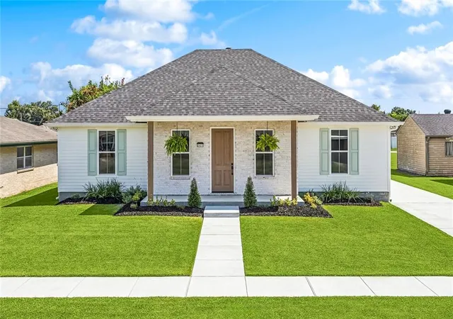 1st image of 2421 Garden St, Meraux, LA 70075 | MLS# 2564013