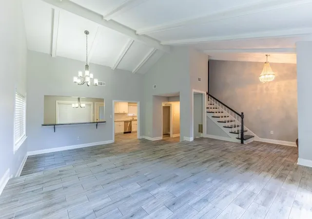 Photo 4 of Single family home for sale at 400 Westmeade Dr, Gretna, LA 70056 | MLS# 2564074 | Listing updated on 2026-08-20