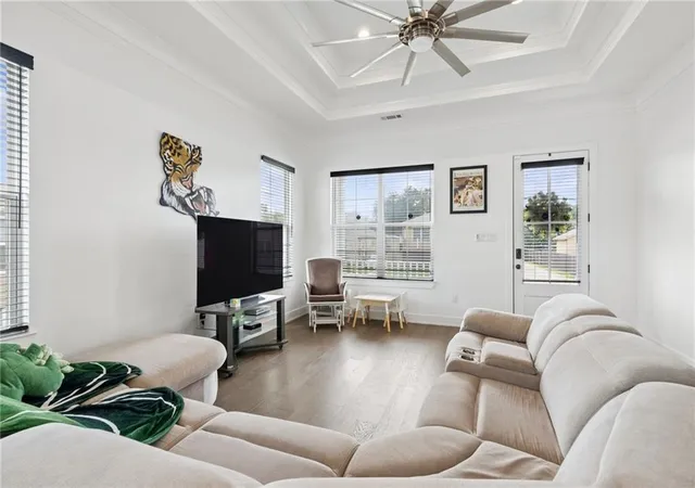 Photo 3 of Single family home for sale at 6125 Eads St, New Orleans, LA 70122 | MLS# 2564356 | Listing updated on 2026-08-09