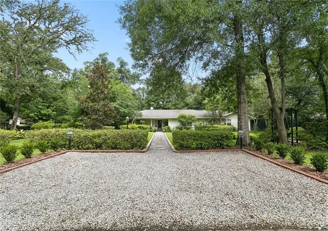Photo 3 of Single family home for sale at 1519 S Massachusetts St, Covington, LA 70433 | MLS# 2564406 | Listing updated on 2026-08-21