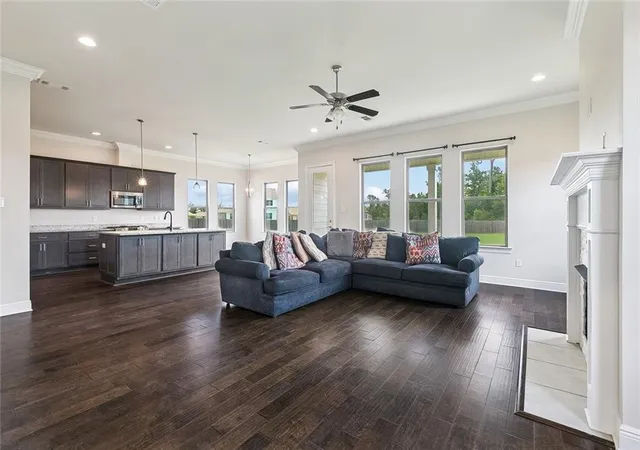 Photo 4 of Single family home for sale at 9505 E Kayla Ln, Westwego, LA 70094 | MLS# 2564267 | Listing updated on 2026-08-20
