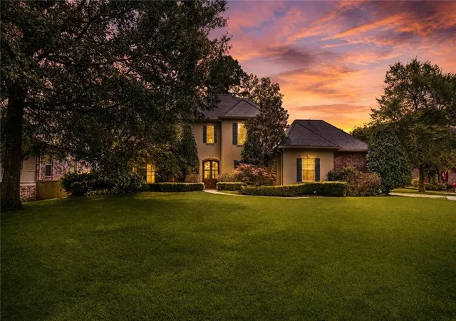 2nd image of 450 Steeple Pl, Mandeville, LA 70471 | MLS# 2562754