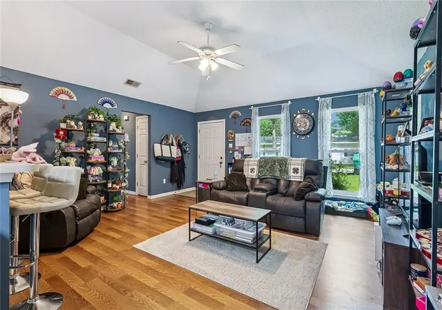 Photo 3 of Single family home for sale at 70346 J St, Covington, LA 70433 | MLS# 2562026 | Listing updated on 2026-08-19