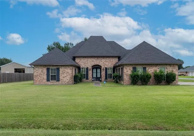 Photo 1 of Single family home for sale at 181 Chase Dr, Bourg, LA 70343 | MLS# 2564078 | Listing updated on 2026-08-11