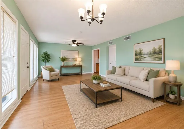 3rd image of 6320 Riverside Dr #350, Metairie, LA 70003 | MLS# 2564578