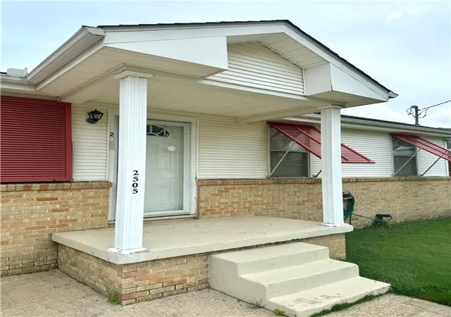 3rd image of 2505 Culotta St, Chalmette, LA 70043 | MLS# 2564627