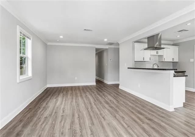 Photo 3 of Single family home for sale at 404 Henry Landry Ave, Metairie, LA 70003 | MLS# 2564855 | Listing updated on 2026-08-12