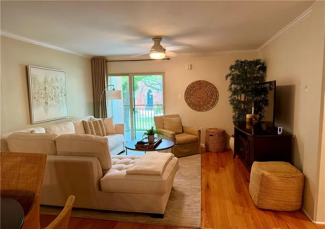 2nd image of 3915 Saint Charles Ave #205, New Orleans, LA 70115 | MLS# 2564603