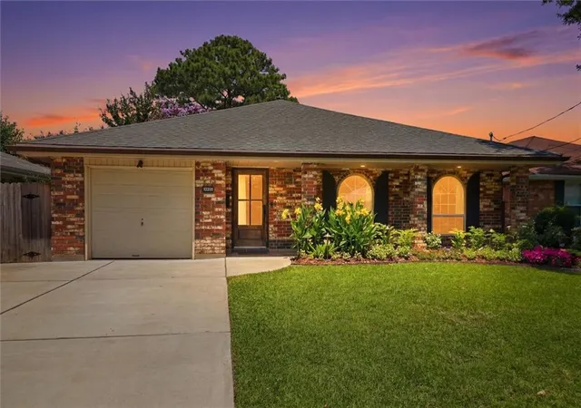 Photo 1 of Single family home for sale at 5024 Jeannette Dr, Metairie, LA 70003 | MLS# 2565074 | Listing updated on 2026-08-13