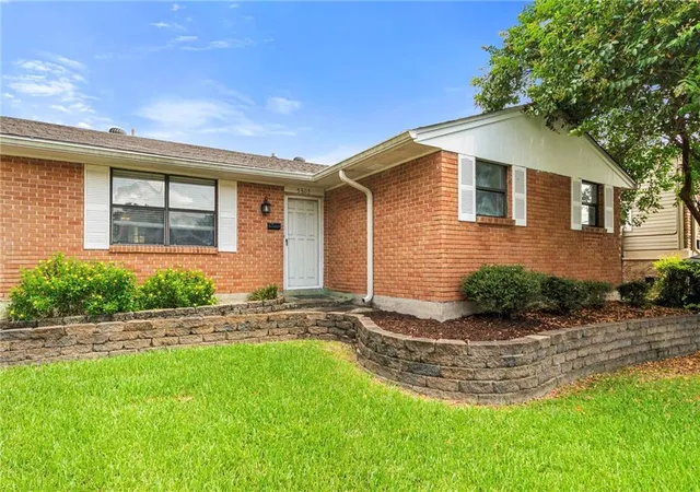 2nd image of 5805 Morton St, Metairie, LA 70003 | MLS# 2559358