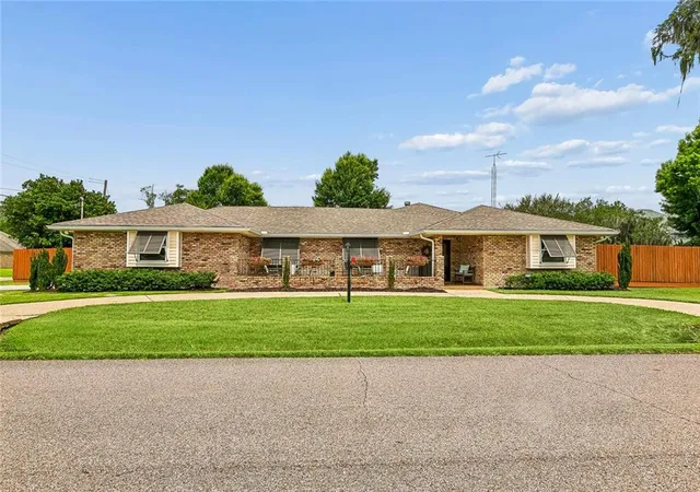 Photo 1 of Single family home for sale at 516 Terri Dr, Luling, LA 70070 | MLS# 2562614 | Listing updated on 2026-08-13