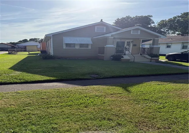 1st image of 524 Brown Ave, Harvey, LA 70058 | MLS# 2565389