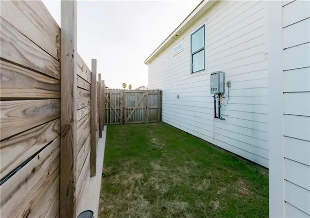 33rd image of 8413 Benjamin St, Chalmette, LA 70043 | MLS# 2565384
