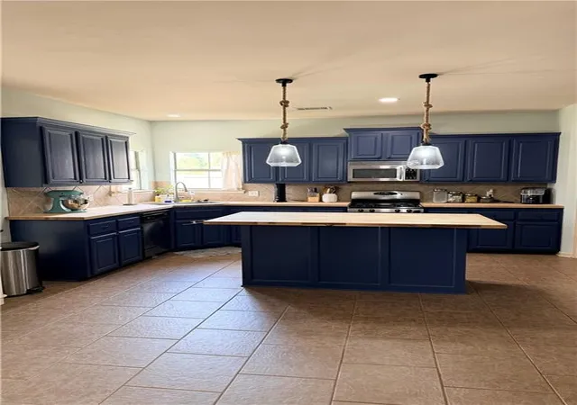 Photo 3 of Single family home for sale at 13795 Shady Holw Dr, Denham Springs, LA 70726 | MLS# 2561739 | Listing updated on 2026-08-23