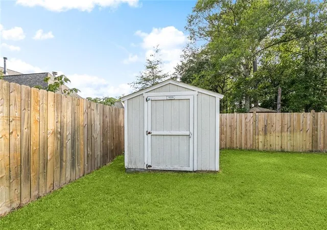 Photo 32 of Single family home for sale at 200 Leeds Dr, Slidell, LA 70461 | MLS# 2565640 | Listing updated on 2026-08-25