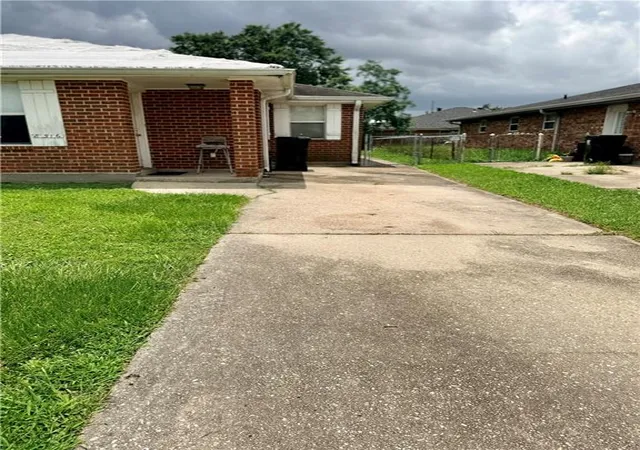 2nd image of 8516 18 Deerfield Dr, Chalmette, LA 70043 | MLS# 2565653