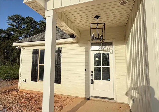 Photo 2 of Single family home for sale at 70158 5th Street, Covington, LA 70447 | MLS# 2565845 | Listing updated on 2026-08-15