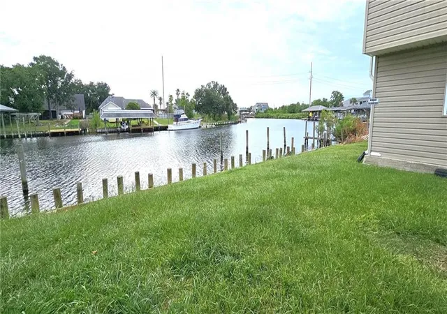 Photo 10 of Condo for sale at 4854 Pontchartrain Dr #17, Slidell, LA 70458 | MLS# 2565921 | Listing updated on 2026-08-26