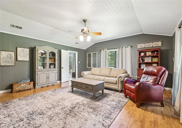 Photo 3 of Single family home for sale at 95 Silver Dollar Ln, Greensburg, LA 70441 | MLS# 2565908 | Listing updated on 2026-08-19