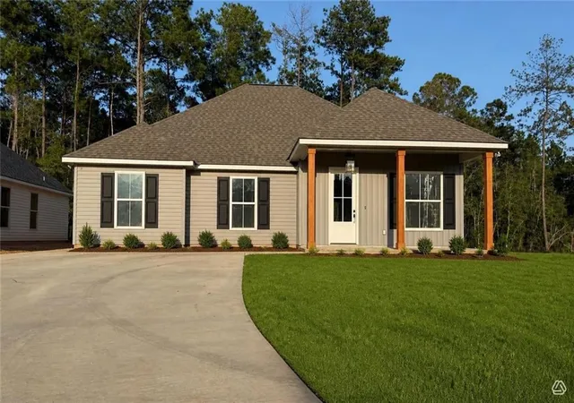 Photo 1 of Single family home for sale at 70152 5th Street, Covington, LA 70433 | MLS# 2565886 | Listing updated on 2026-08-18