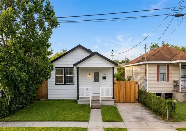 1st image of 1315 Deslonde St, New Orleans, LA 70117 | MLS# 2565515