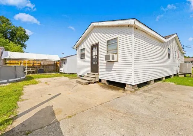 Photo 7 of Single family home for sale at 130 Shirley St, Houma, LA 70364 | MLS# 2566355 | Listing updated on 2026-08-10
