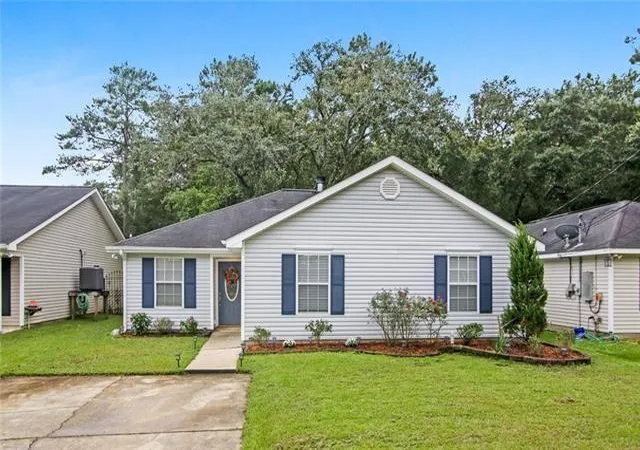 Photo 1 of Single family home for sale at 37600 Desoto St, Slidell, LA 70458 | MLS# 2566564 | Listing updated on 2026-08-19