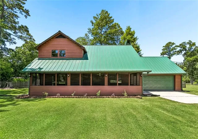 Photo 3 of Single family home for sale at 26294 Cloverland Rd, Lacombe, LA 70445 | MLS# 2564773 | Listing updated on 2026-08-12