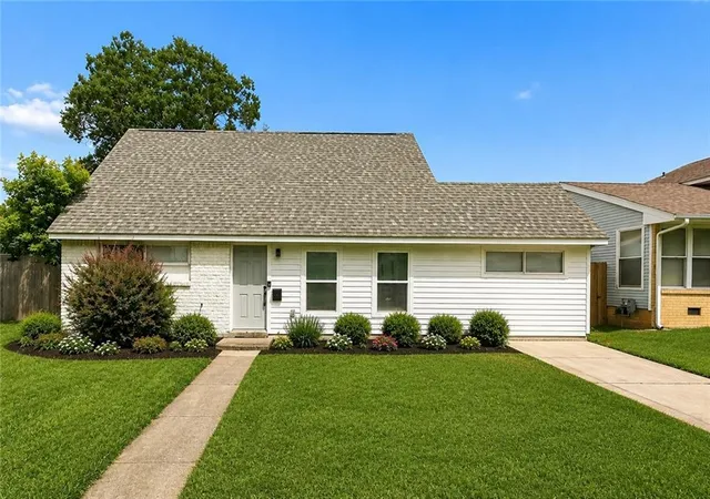 Photo 2 of Single family home for sale at 708 Miradon Ave, River Ridge, LA 70123 | MLS# 2562393 | Listing updated on 2026-08-20